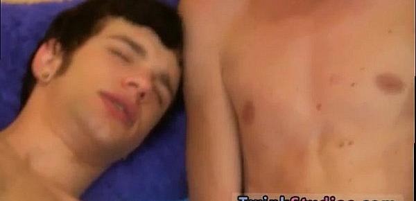 Free gay hunk toon sex movies Too much candy lands Ryan Sharp in a
